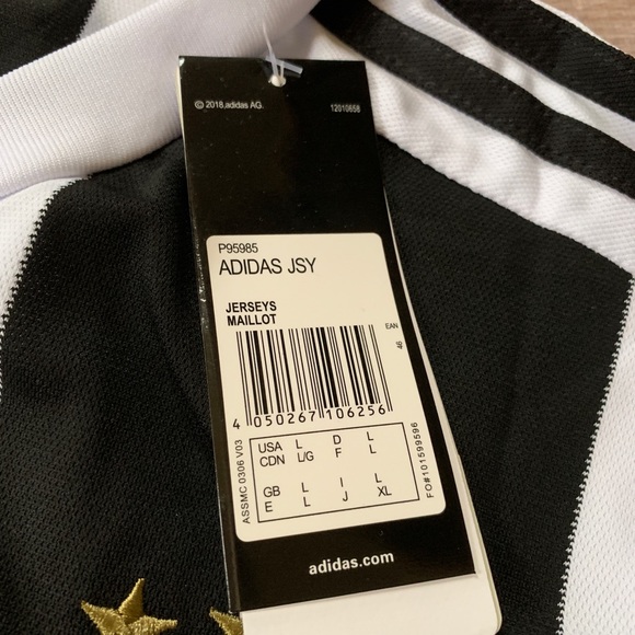 Juventus Ronaldo White Jersey - Picture 6 of 6